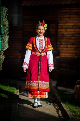 Родопска Невестина носия